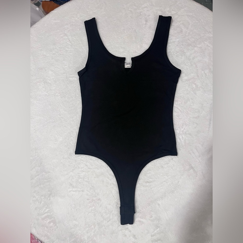 BRAND NEW Black Zenana Bodysuit - Size Small